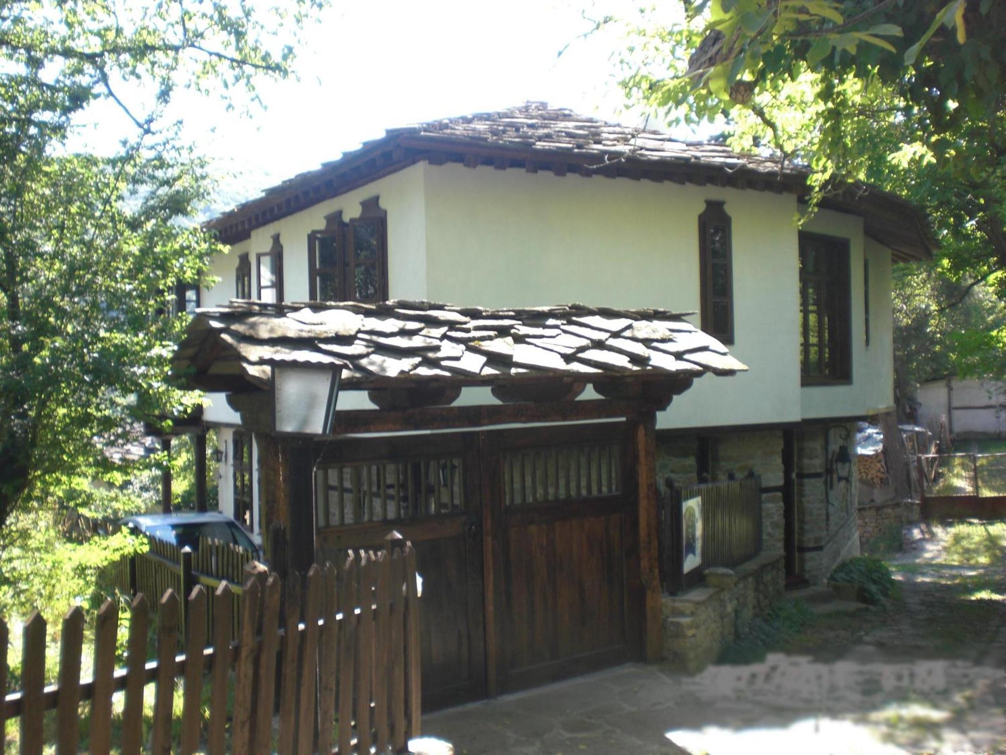 Stefanina Guesthouse Bozhentsi Exteriör bild