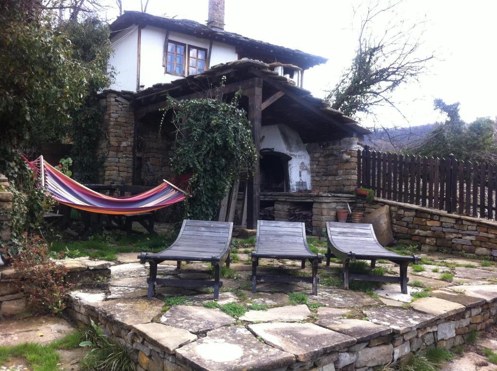 Stefanina Guesthouse Bozhentsi Exteriör bild